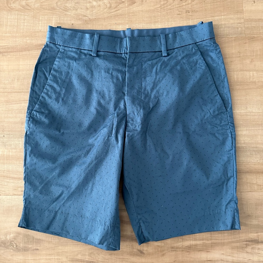 NWOT Uniqlo Men's Navy Chino Shorts